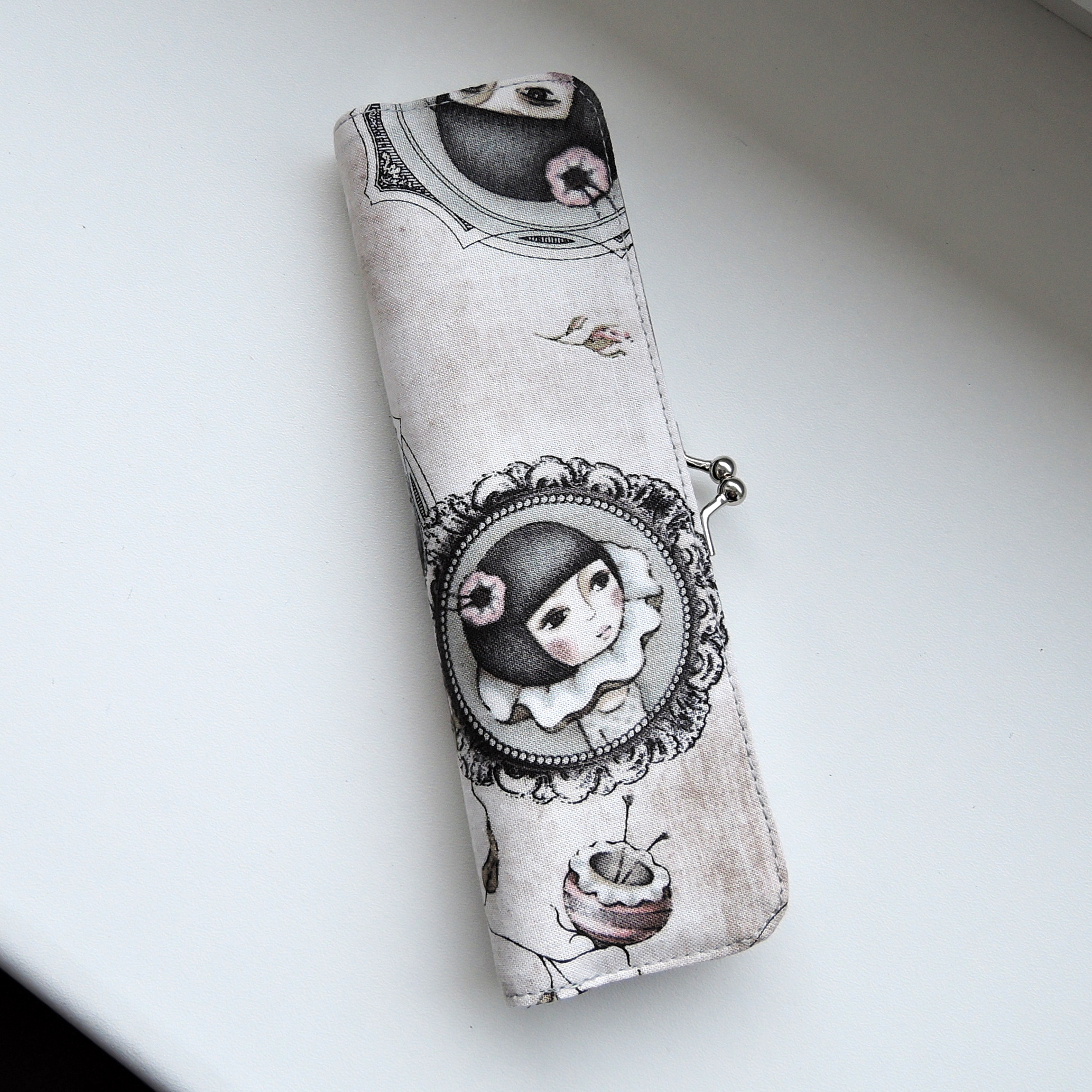 Pouzdro na tužky - modré kytičky